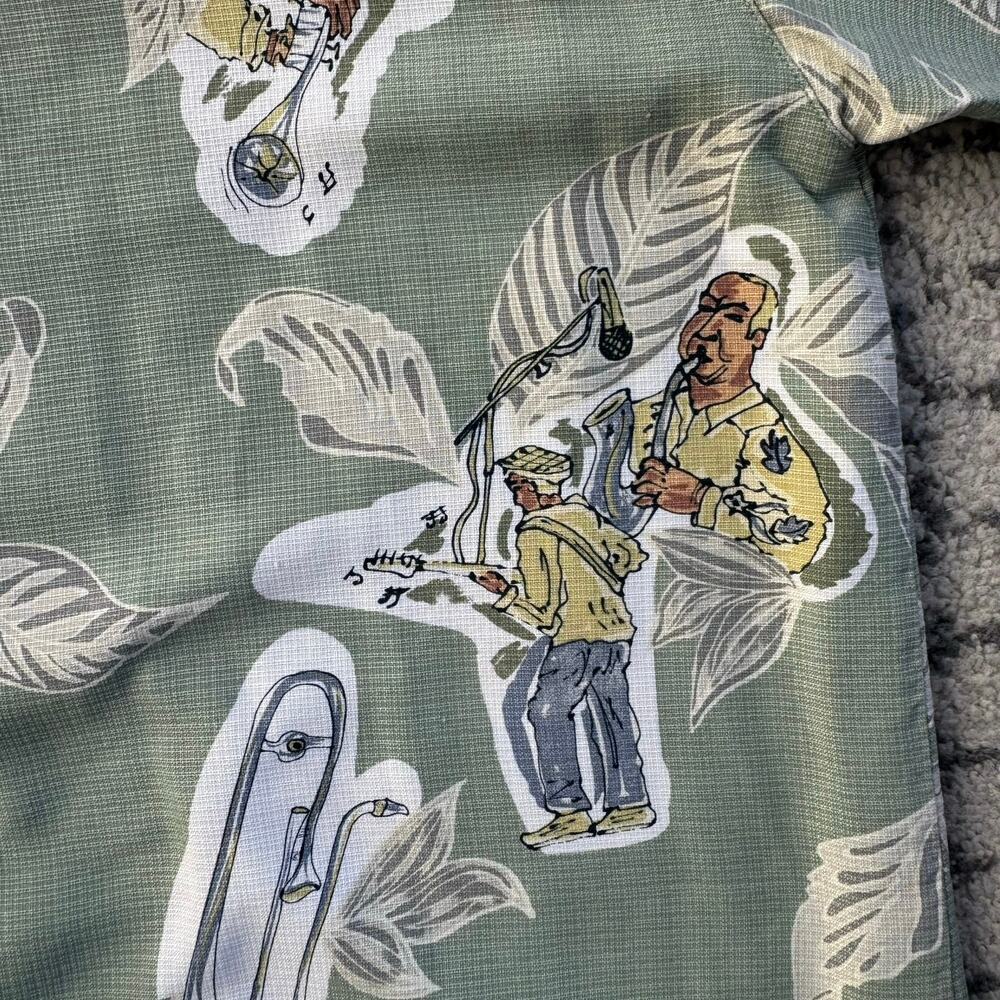 Tommy Bahama 100% Silk Jazz Music Light Green Button 
Down Shirt Size Large - Picture 3 of 7
